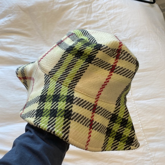 Burberry Wool Hat - Picture 1 of 7